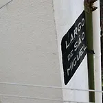The Spot In Alfama Διαμέρισμα