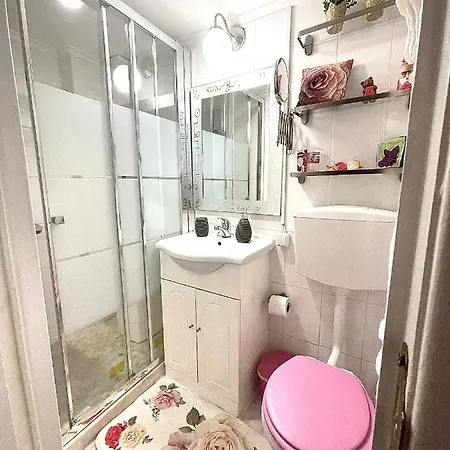 The Spot In Alfama Apartment Lisbon